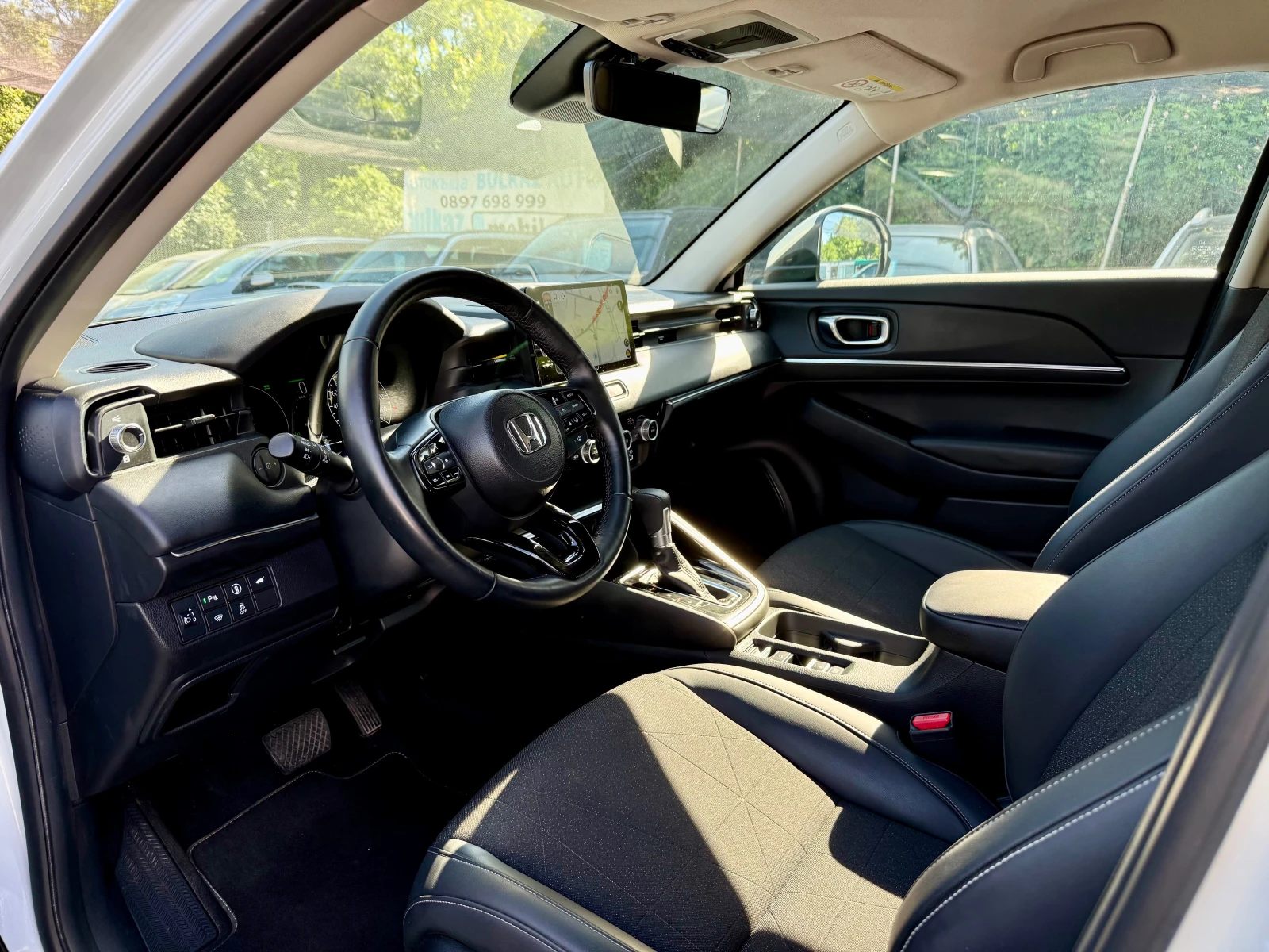 Honda Hr-v e.HEV Hybrid, снимка 7 - Автомобили и джипове - 54713303