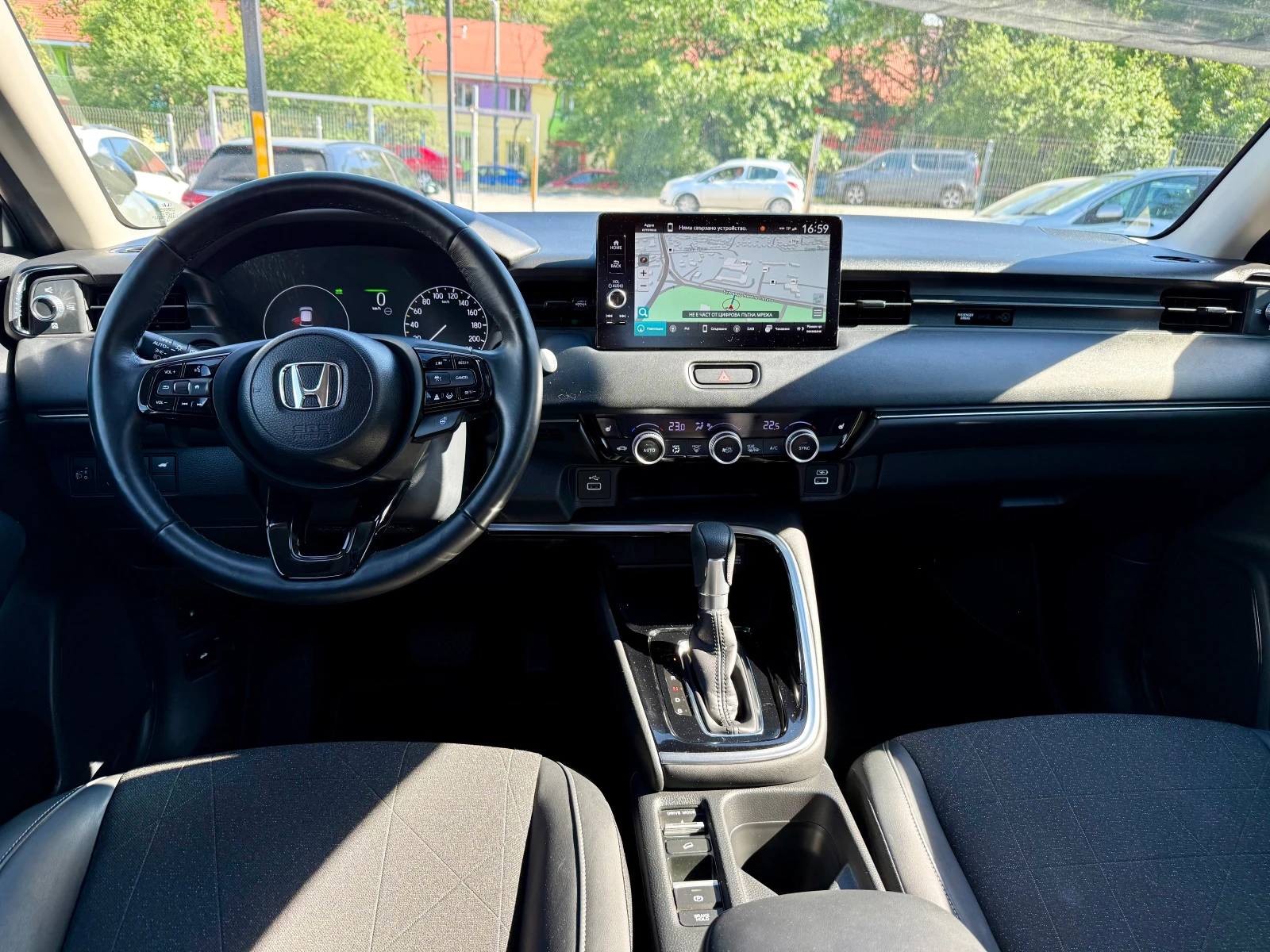 Honda Hr-v e.HEV Hybrid, снимка 10 - Автомобили и джипове - 54713303