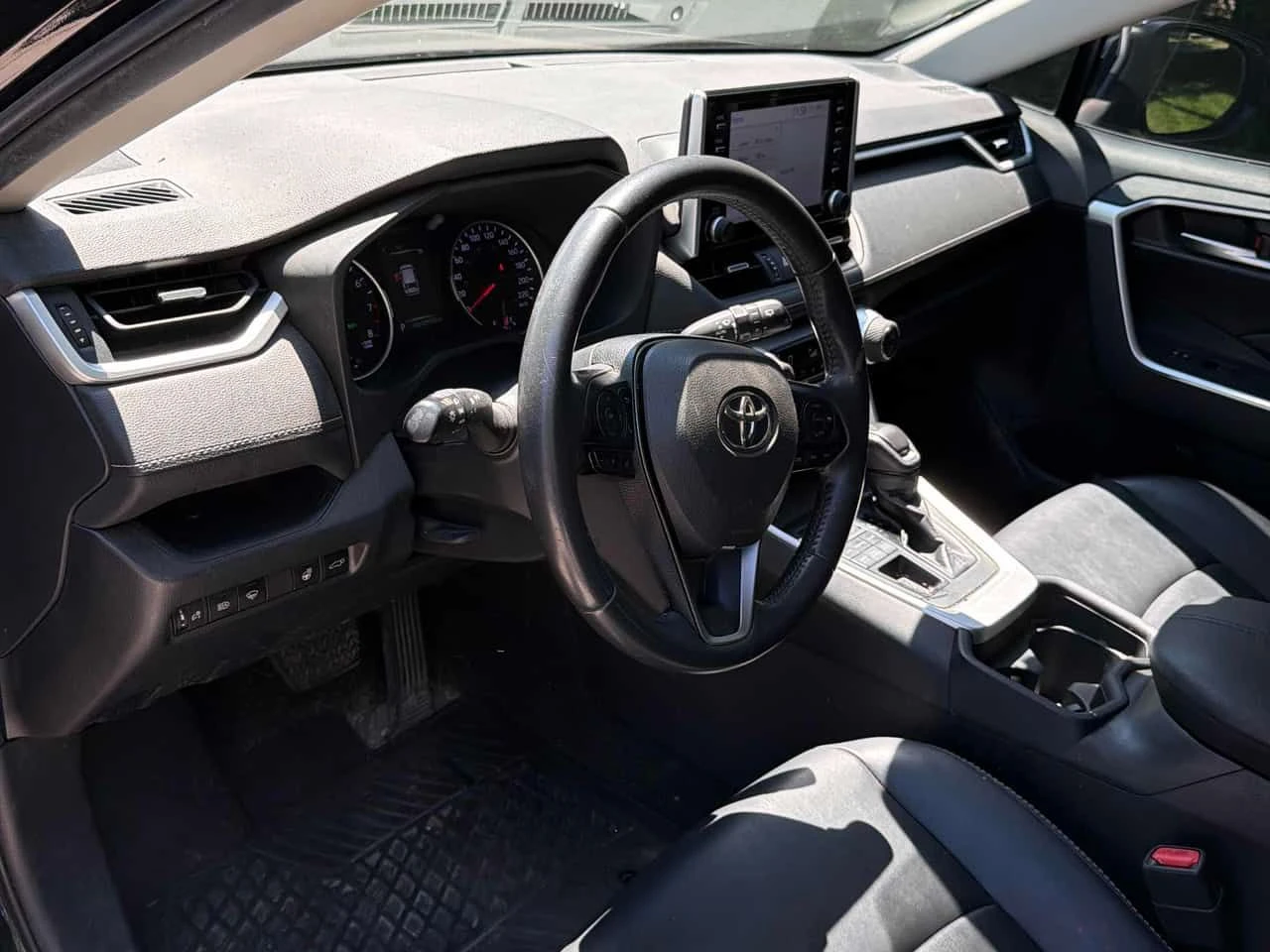 Toyota Rav4 * XLE * CARFAX * ОПЦИЯ ЗА ФИНАНСИРАНЕ, снимка 4 - Автомобили и джипове - 54904489