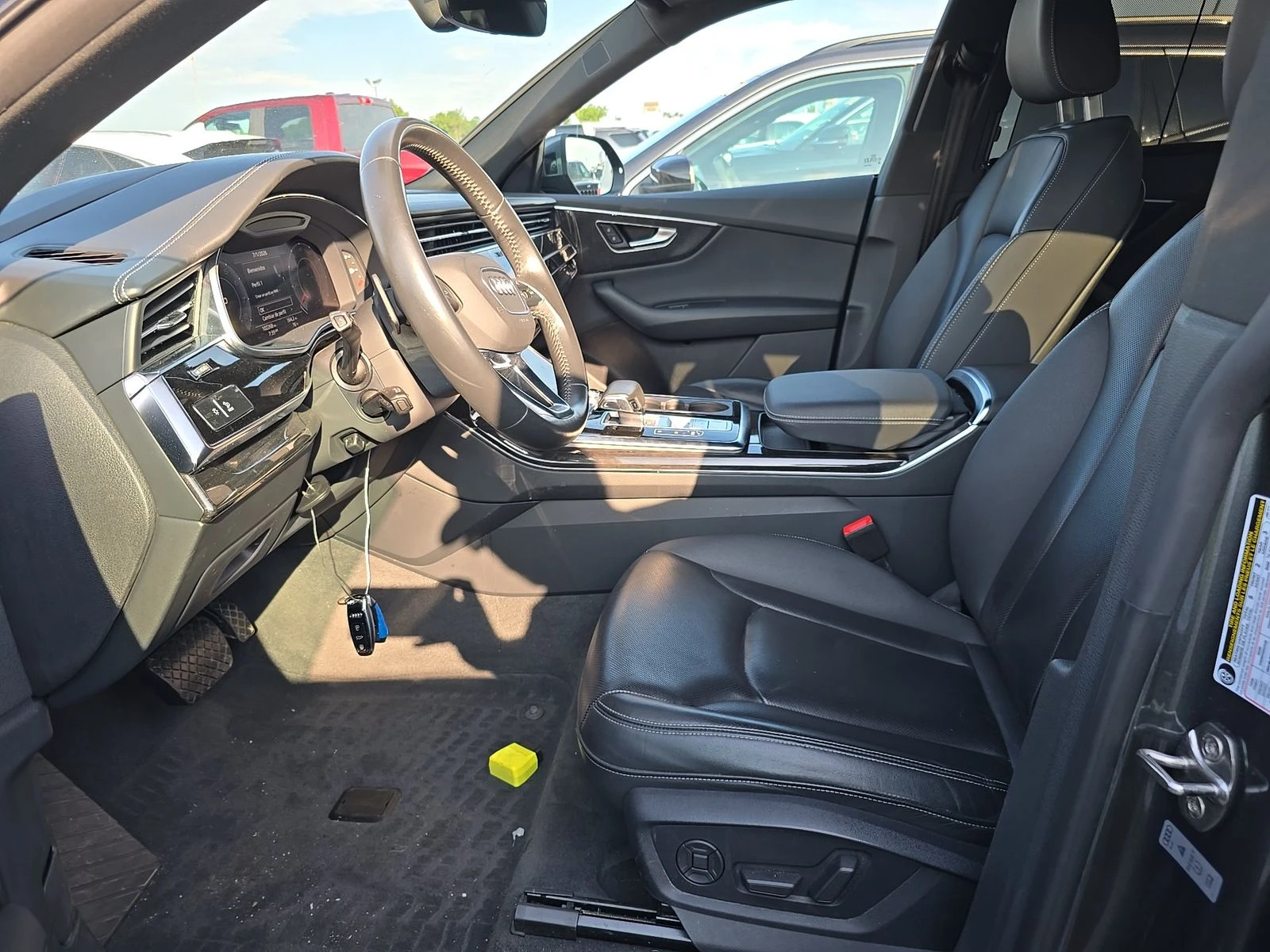 Audi Q8 PRESTIGE* HUD* MATRIX* B&O* PANO* КРАЙНА ЦЕНА, снимка 9 - Автомобили и джипове - 55147673