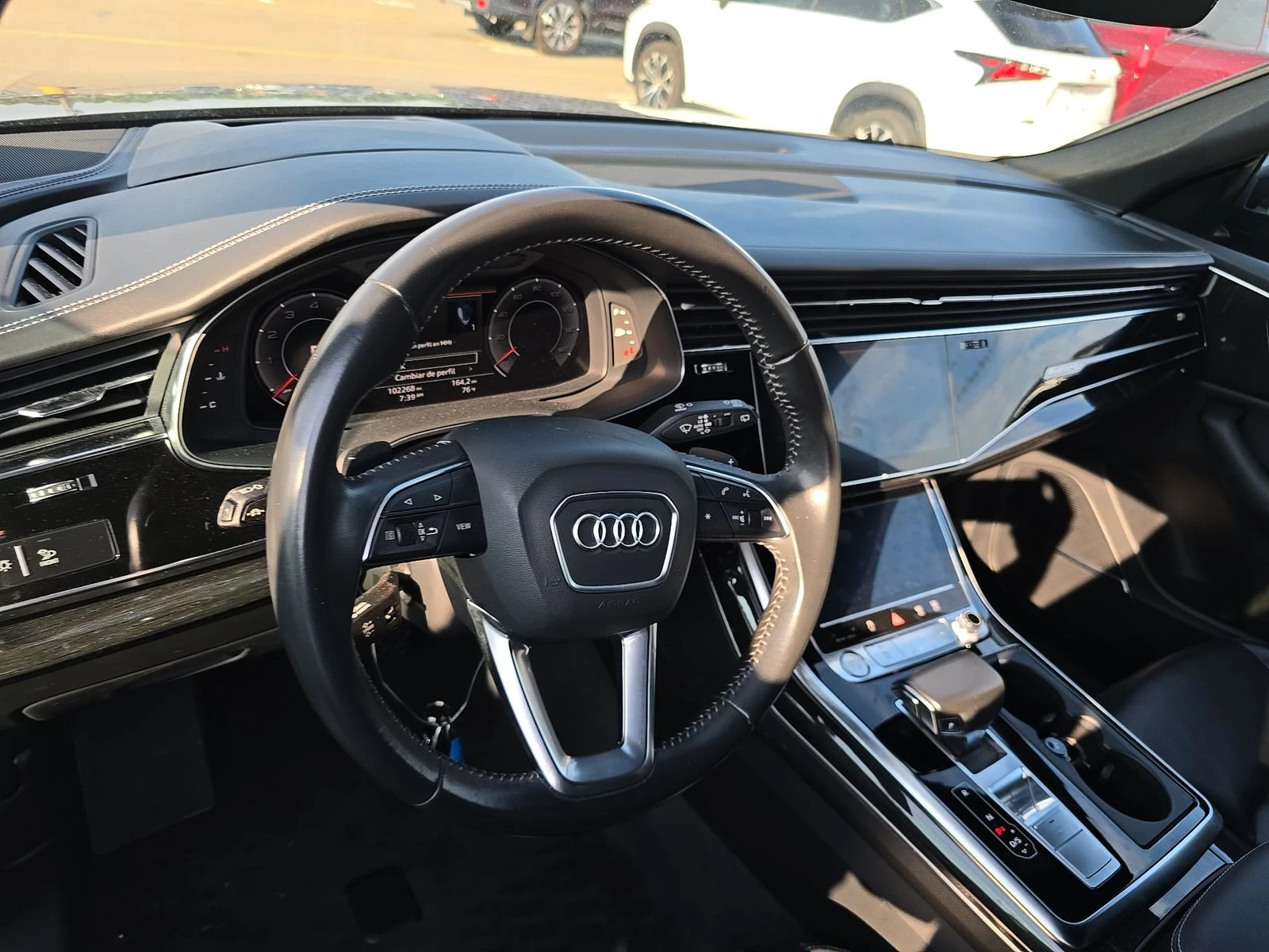 Audi Q8 PRESTIGE* HUD* MATRIX* B&O* PANO* КРАЙНА ЦЕНА, снимка 8 - Автомобили и джипове - 55147673