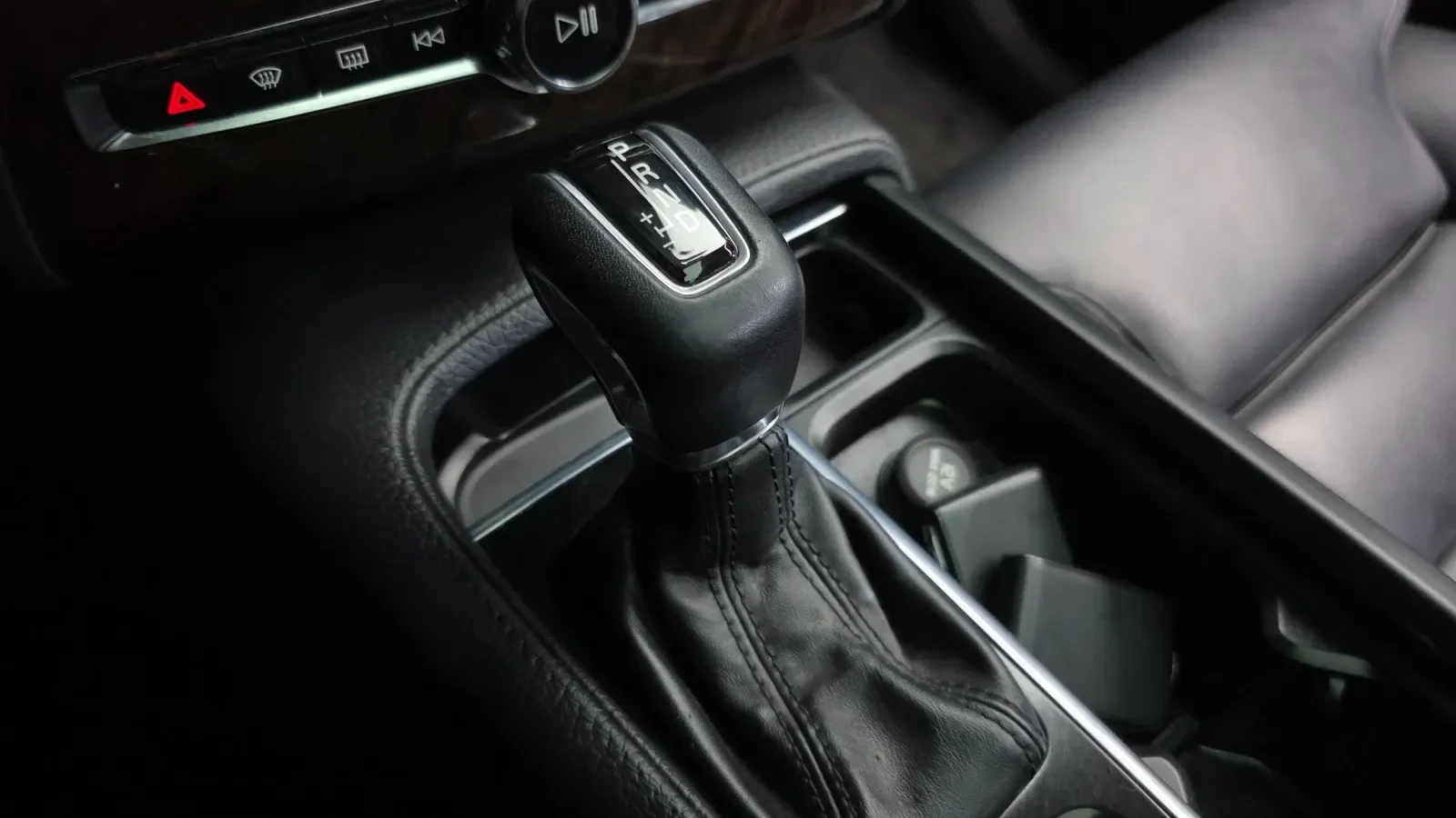 Volvo Xc90 * 2.0 D5 Momentum* , снимка 2 - Автомобили и джипове - 55155600