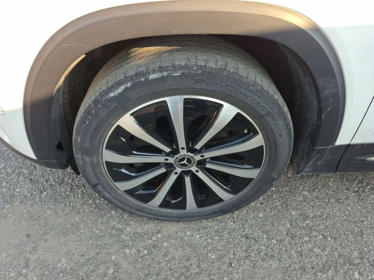 Mercedes-Benz GLB 250 CARFAX/ДИСТРОНИК///ПОДГРЕВ/ПАНО/, снимка 6 - Автомобили и джипове - 55270039