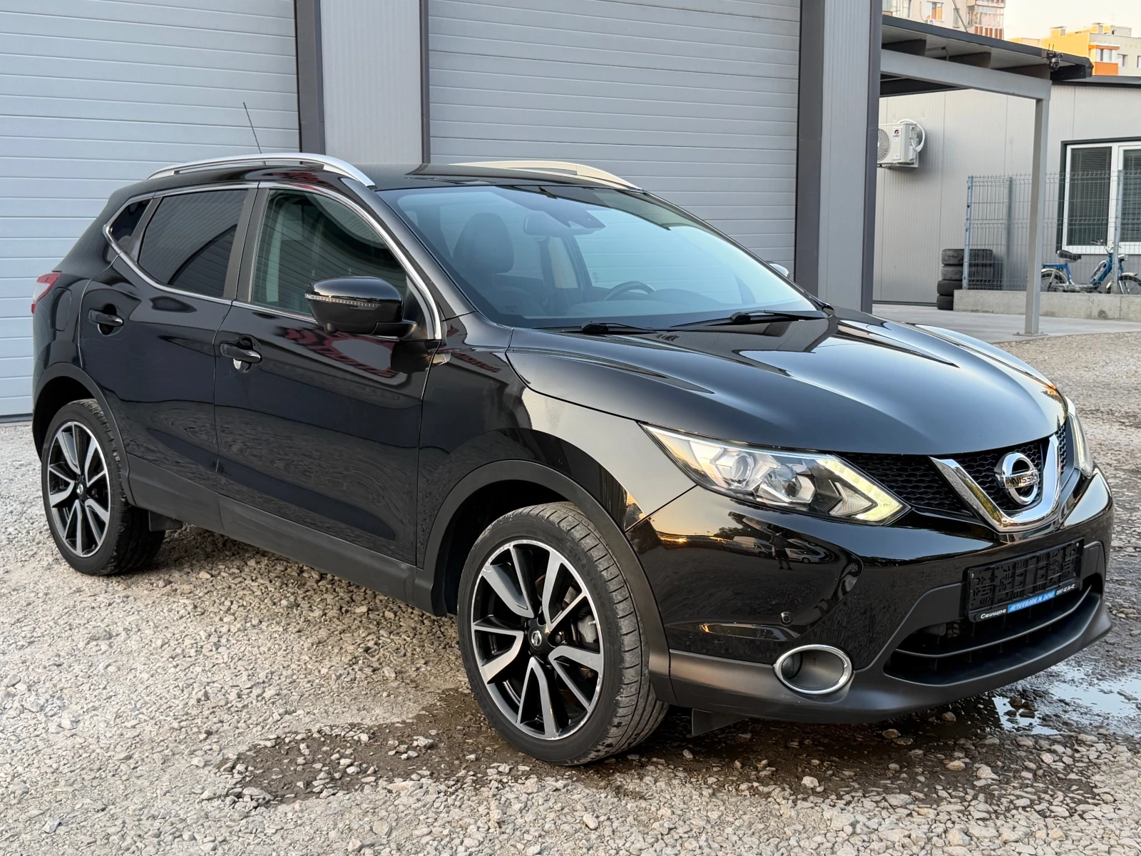 Nissan Qashqai 1.6DCI* FULL* AVTOMAT* PANORAMA* 360CAM | Mobile.bg � ����������� 3