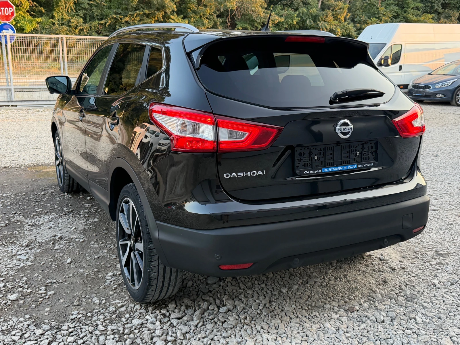 Nissan Qashqai 1.6DCI* FULL* AVTOMAT* PANORAMA* 360CAM | Mobile.bg � ����������� 6