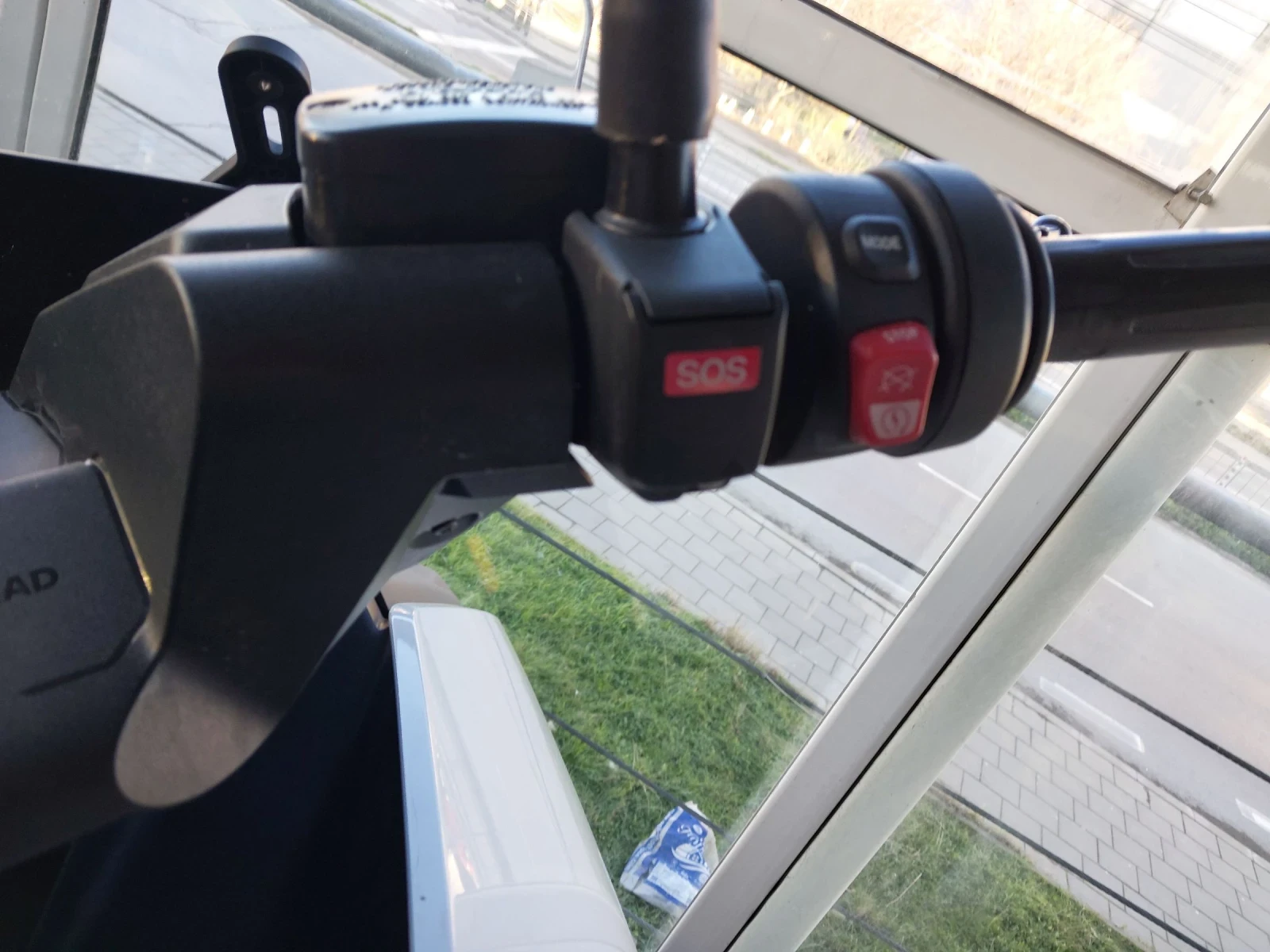 BMW C E04 - изображение 10