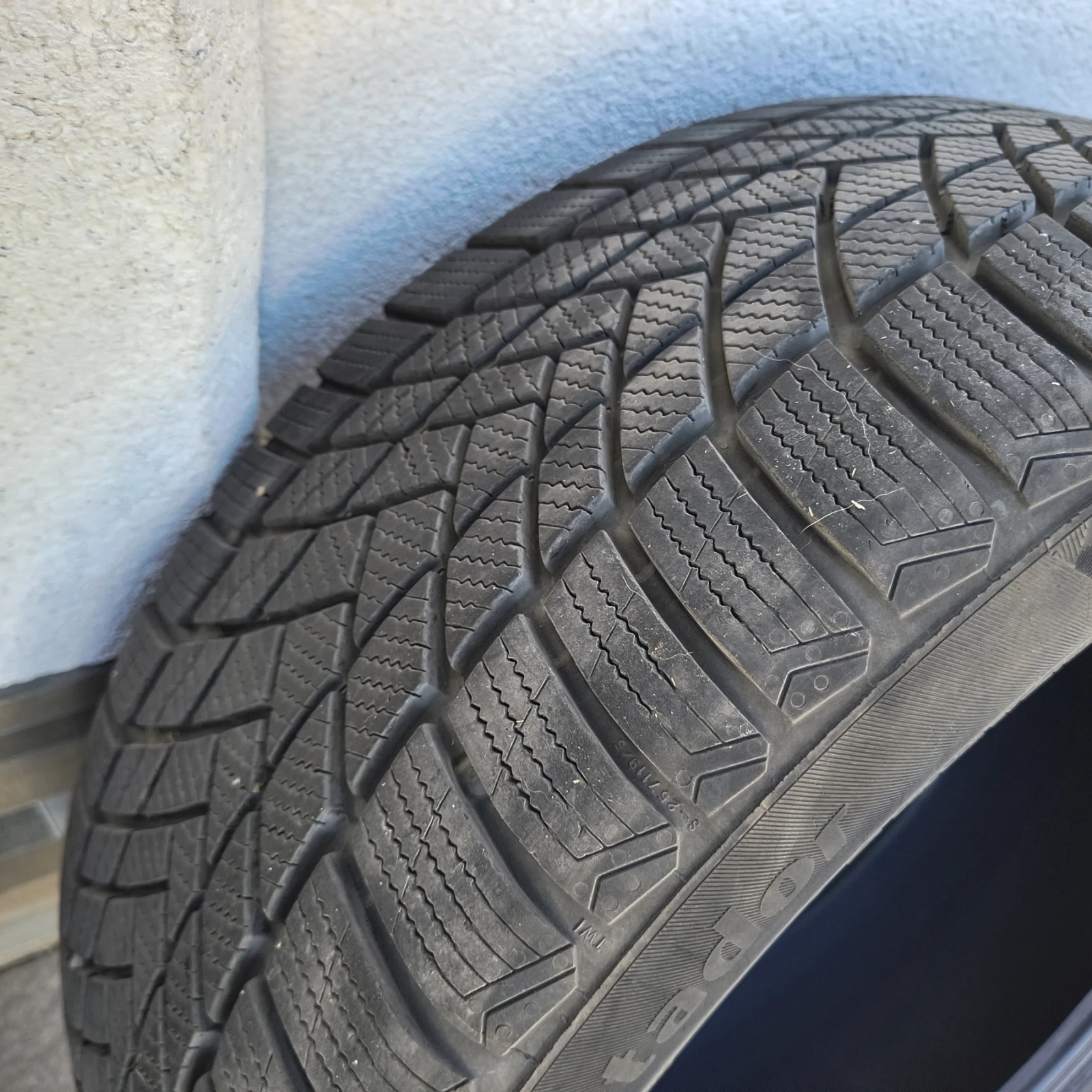 ���� 235/50R18 | Mobile.bg � ����������� 4