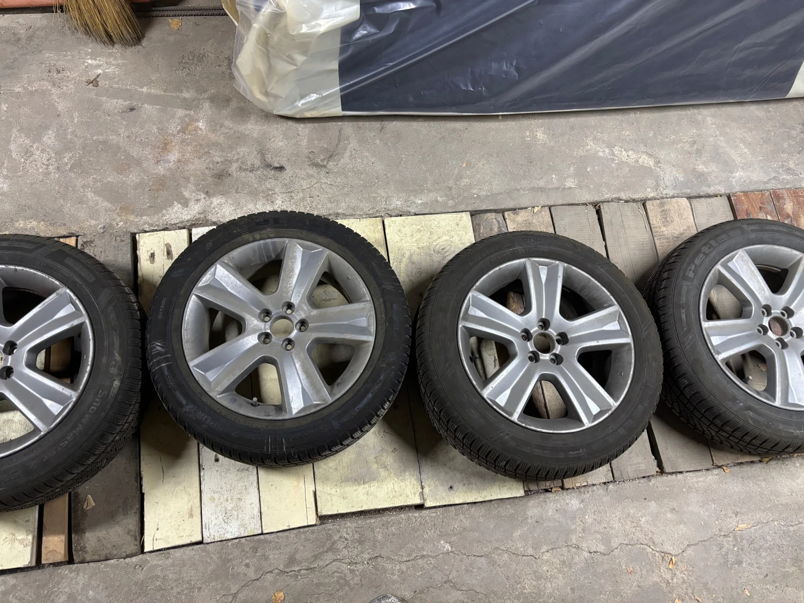 Гуми с джанти 215/55R17