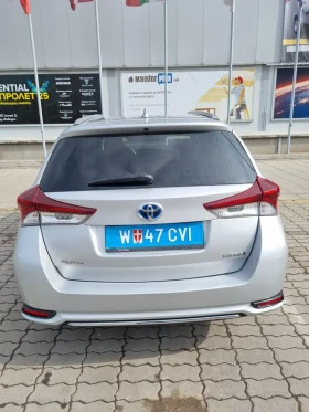 Toyota Auris Hybrid Sport, снимка 3