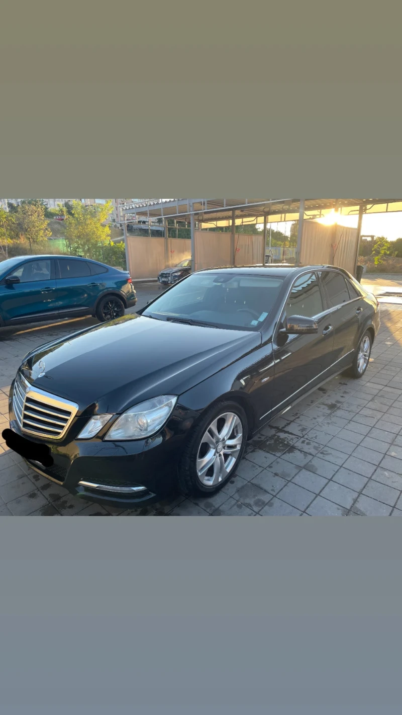 Mercedes-Benz E 220 7G-tronic Avangard, снимка 1 - Автомобили и джипове - 47442557