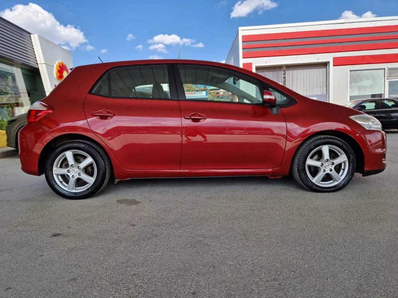 Toyota Auris 1, 6 VVT-i 132 к.с. FACELIFT, снимка 5 - Автомобили и джипове - 47855264