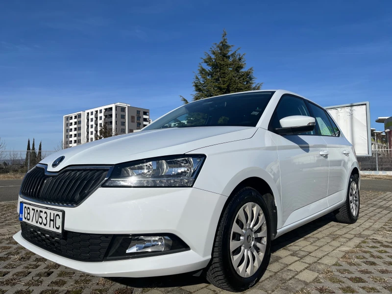 Skoda Fabia Амбишън, снимка 2 - Автомобили и джипове - 49009953