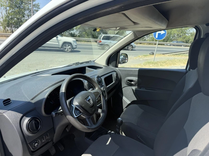 Dacia Dokker 1, 5 , снимка 15 - Автомобили и джипове - 50780546