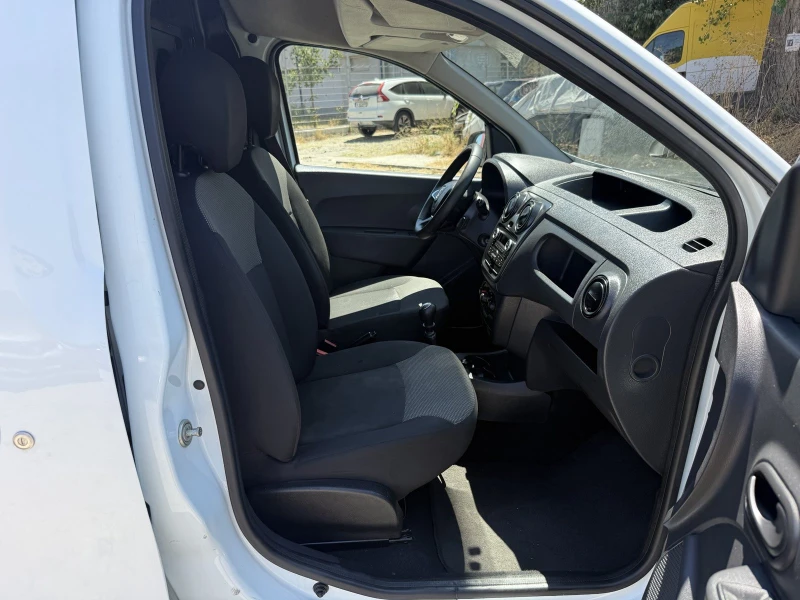 Dacia Dokker 1, 5 , снимка 16 - Автомобили и джипове - 50780546