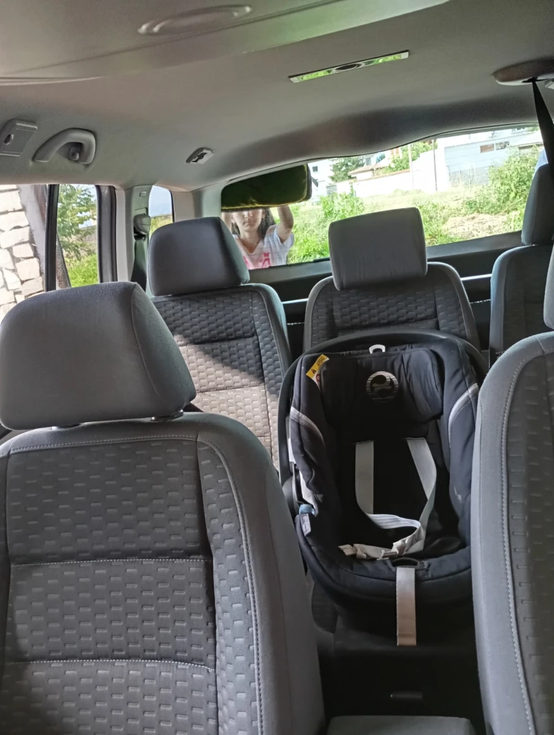 VW Touran, снимка 7 - Автомобили и джипове - 52328907