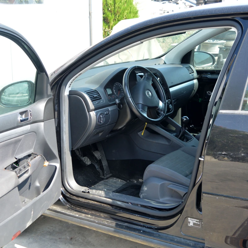 VW Golf 1.4 16V, снимка 6 - Автомобили и джипове - 51293210