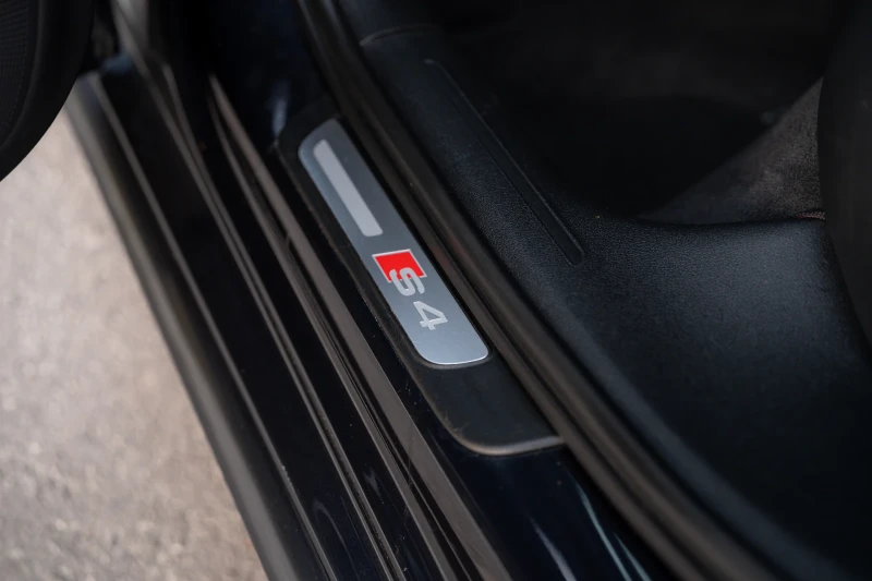 Audi S4 Quattro, Stage 2, Airlift, снимка 17 - Автомобили и джипове - 51739069