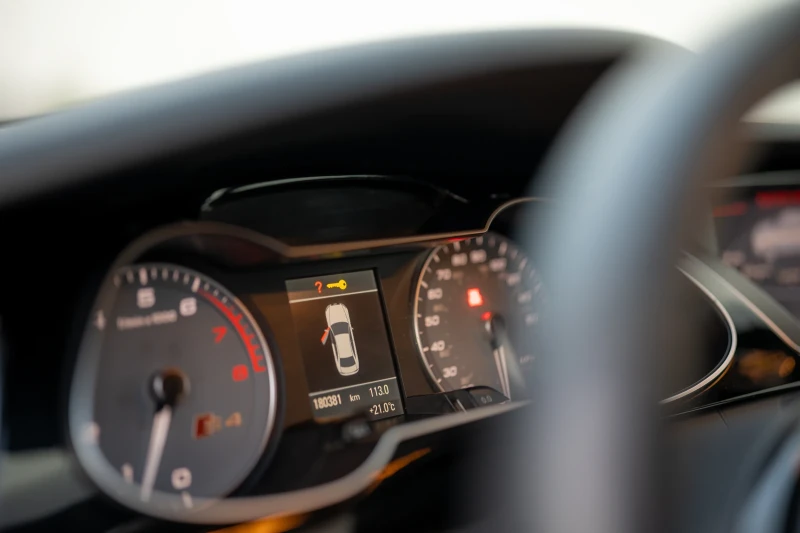 Audi S4 Quattro, Stage 2, Airlift, снимка 11 - Автомобили и джипове - 51739069