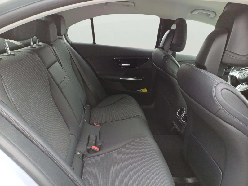 Mercedes-Benz C 300 2.0 i, снимка 9 - Автомобили и джипове - 51751215