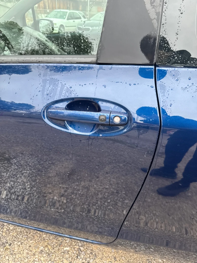 Toyota Yaris, снимка 9 - Автомобили и джипове - 51987233