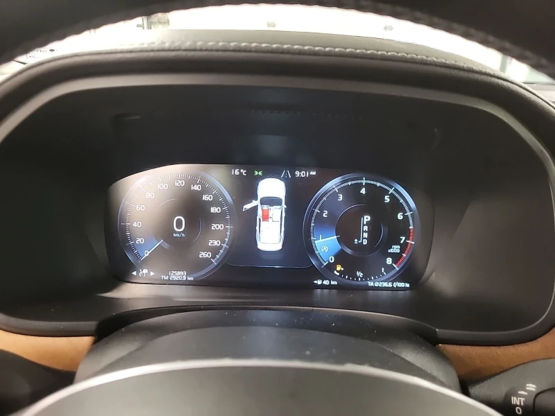 Volvo S90 Inscription* 360cam* Обдух* Пано* Подгрев, снимка 8 - Автомобили и джипове - 52317777
