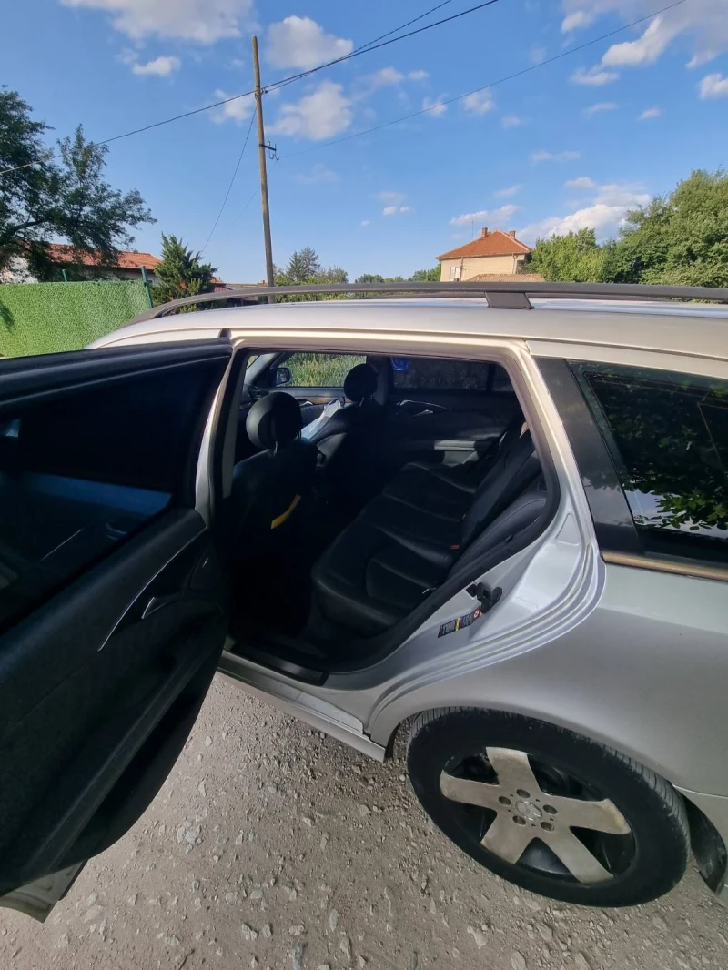 Mercedes-Benz E 270, снимка 8 - Автомобили и джипове - 52172768