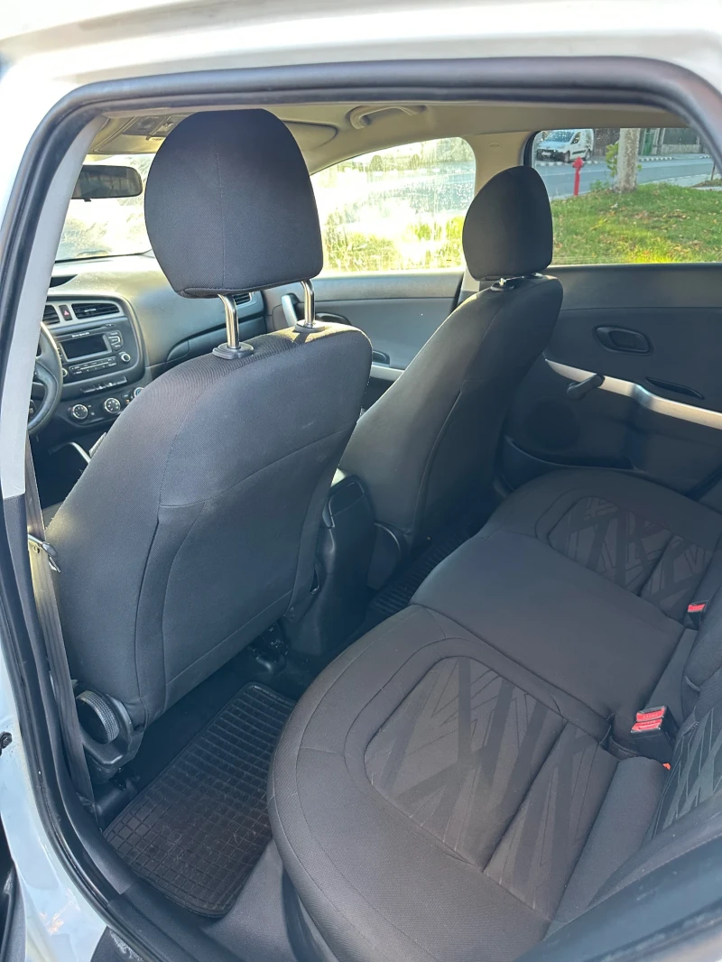 Kia Ceed 1.6 DIESEL AUSTRIA , снимка 10 - Автомобили и джипове - 52233581