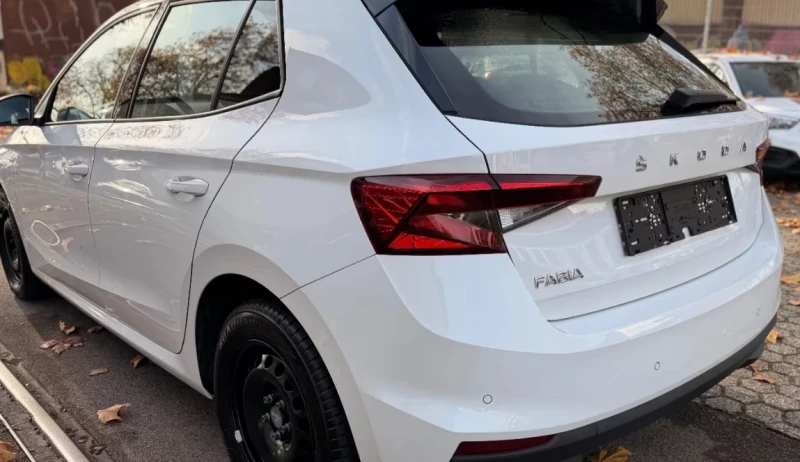 Skoda Fabia Ambition, Navi, Klima, Led, Start-stop, снимка 5 - Автомобили и джипове - 52814120