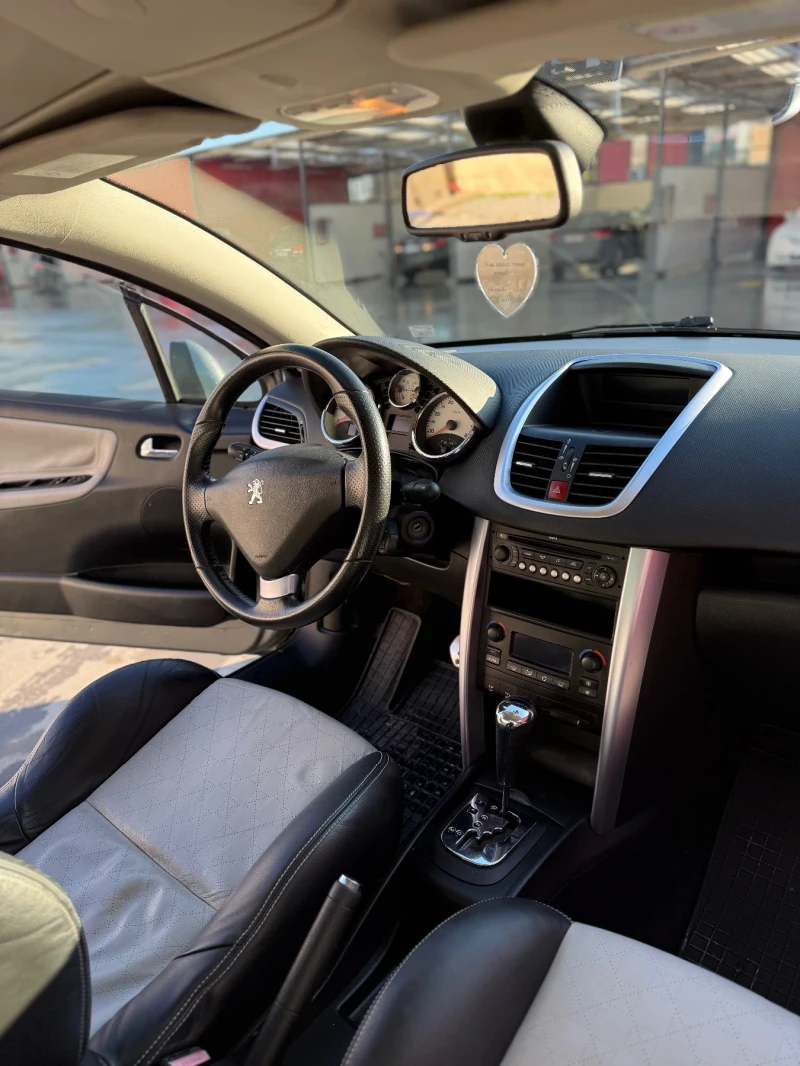Peugeot 207 Roland Garros limited edition , снимка 12 - Автомобили и джипове - 52922674