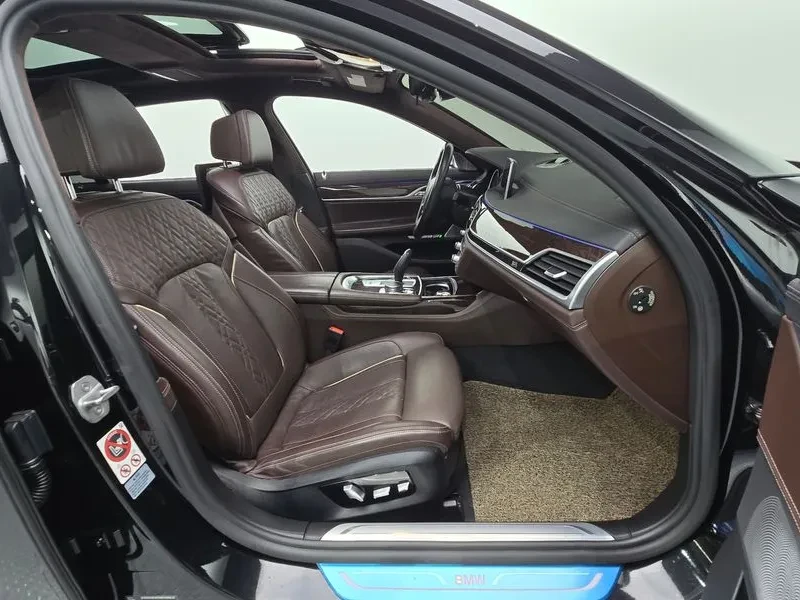 BMW 750 xDrive | Mobile.bg � ����������� 7
