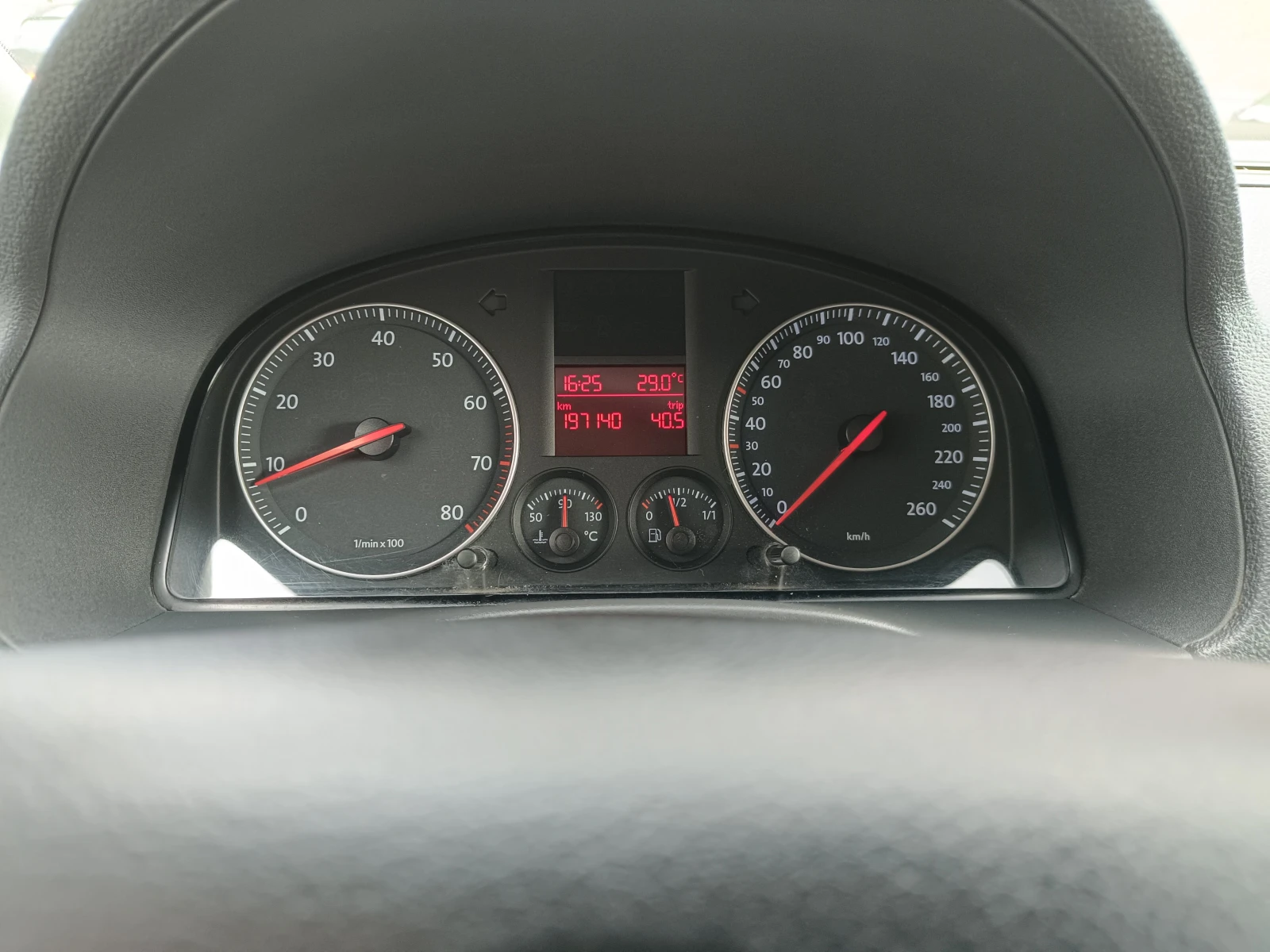 VW Caddy LIFE 1.4i 75�.�. 6+ 1 | Mobile.bg � ����������� 17