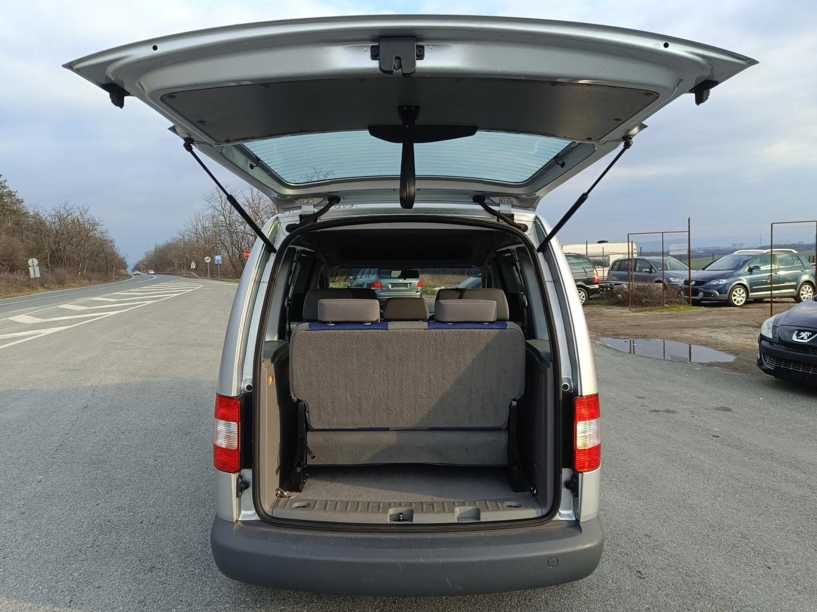 VW Caddy LIFE 1.4i 75�.�. 6+ 1 | Mobile.bg � ����������� 15
