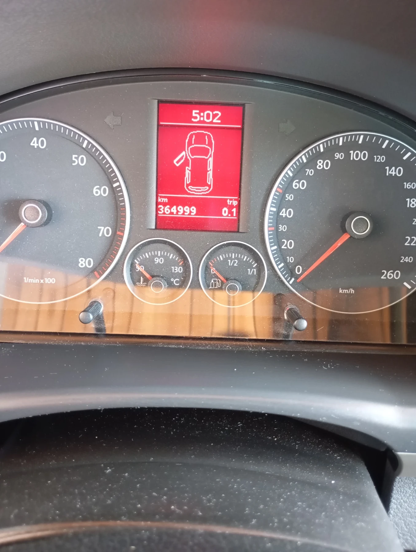 VW Touran  - изображение 6