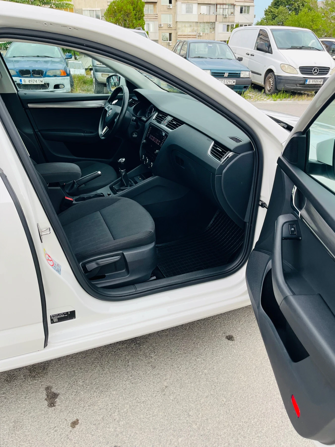 Skoda Octavia 1.6 TDI - изображение 10