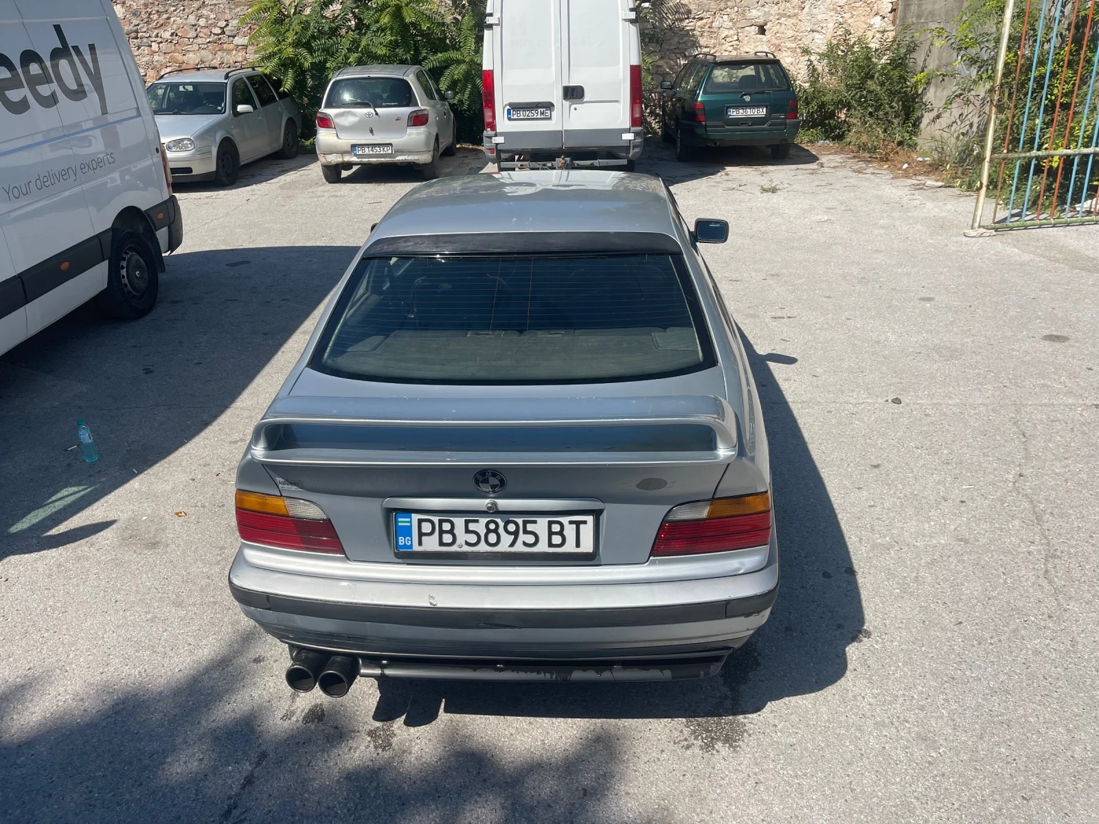 BMW 318 BMW 318 iS - изображение 7