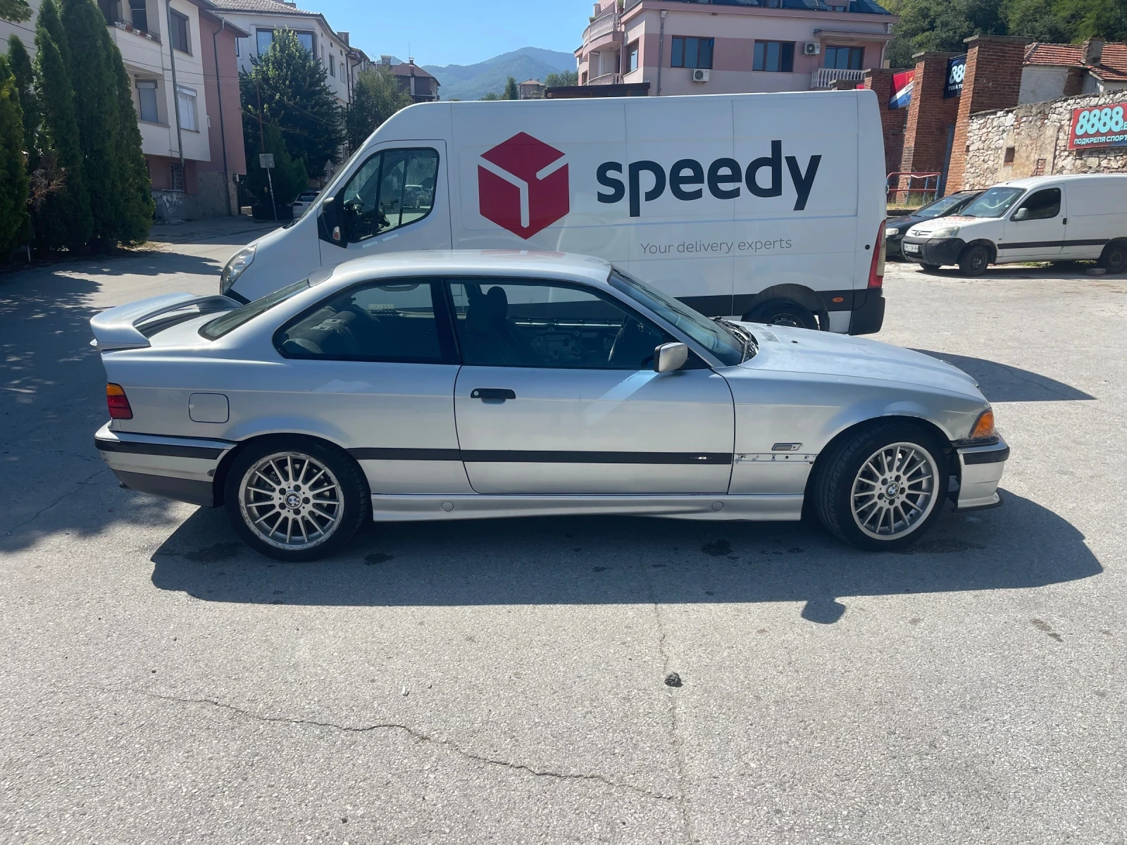 BMW 318 BMW 318 iS - изображение 5