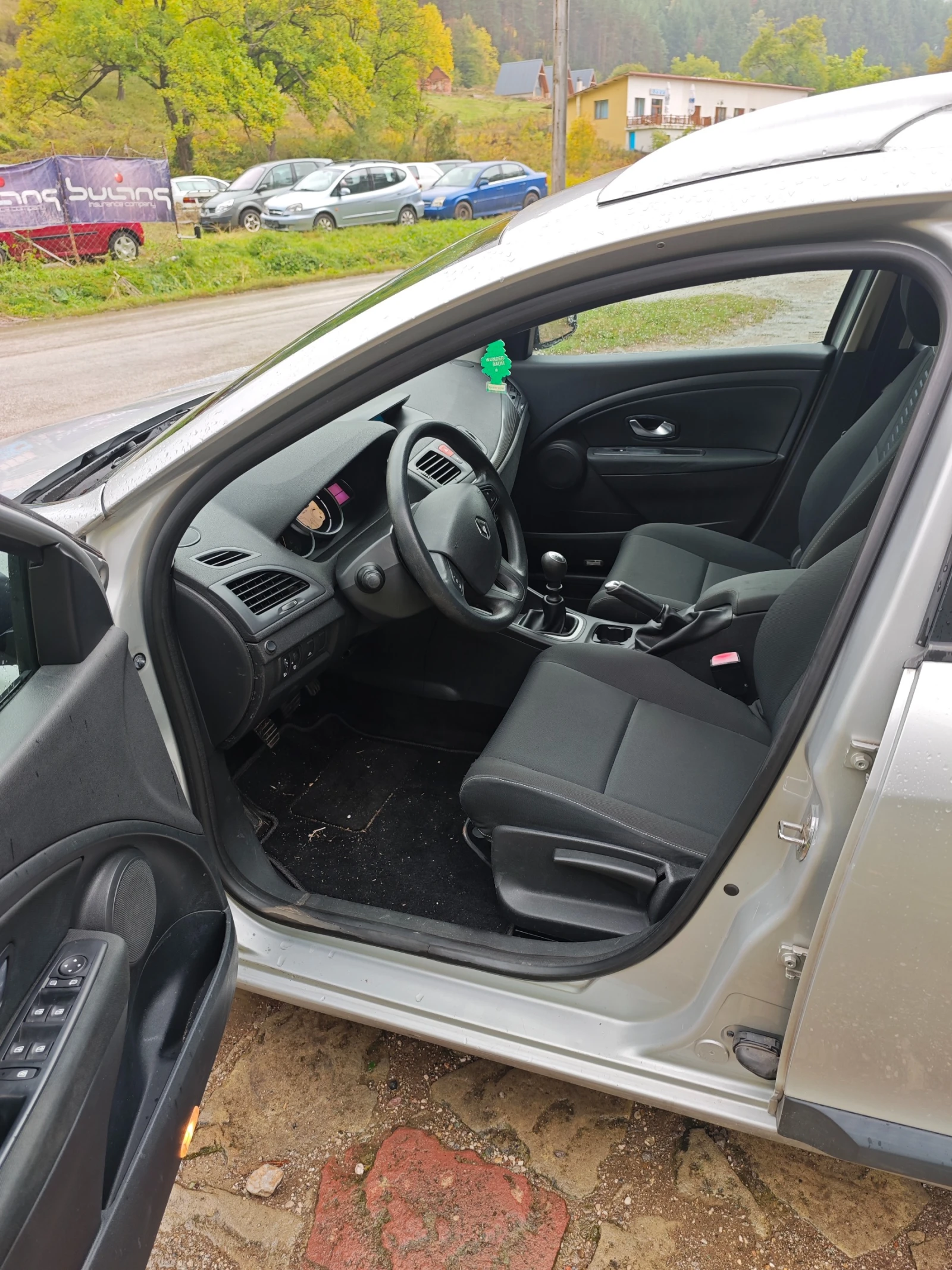 Renault Megane 1.5DCI  | Mobile.bg — изображение 11