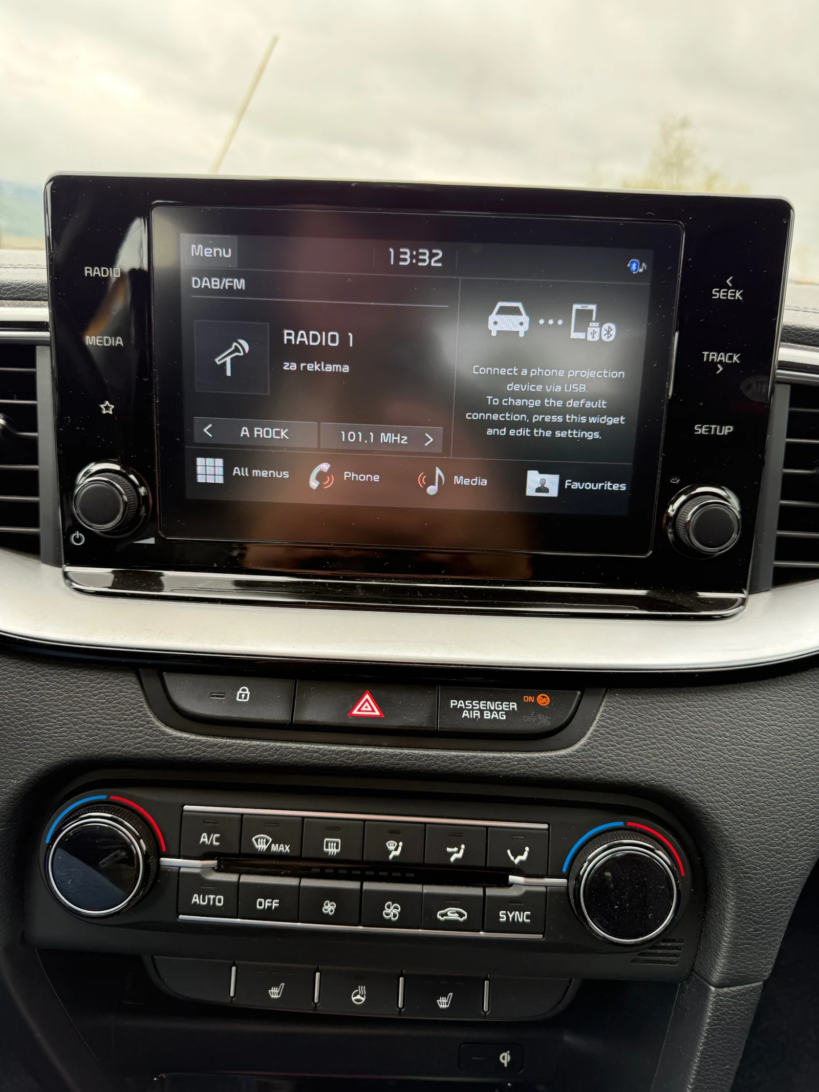 Kia Ceed 1.5 T-GDI - изображение 8