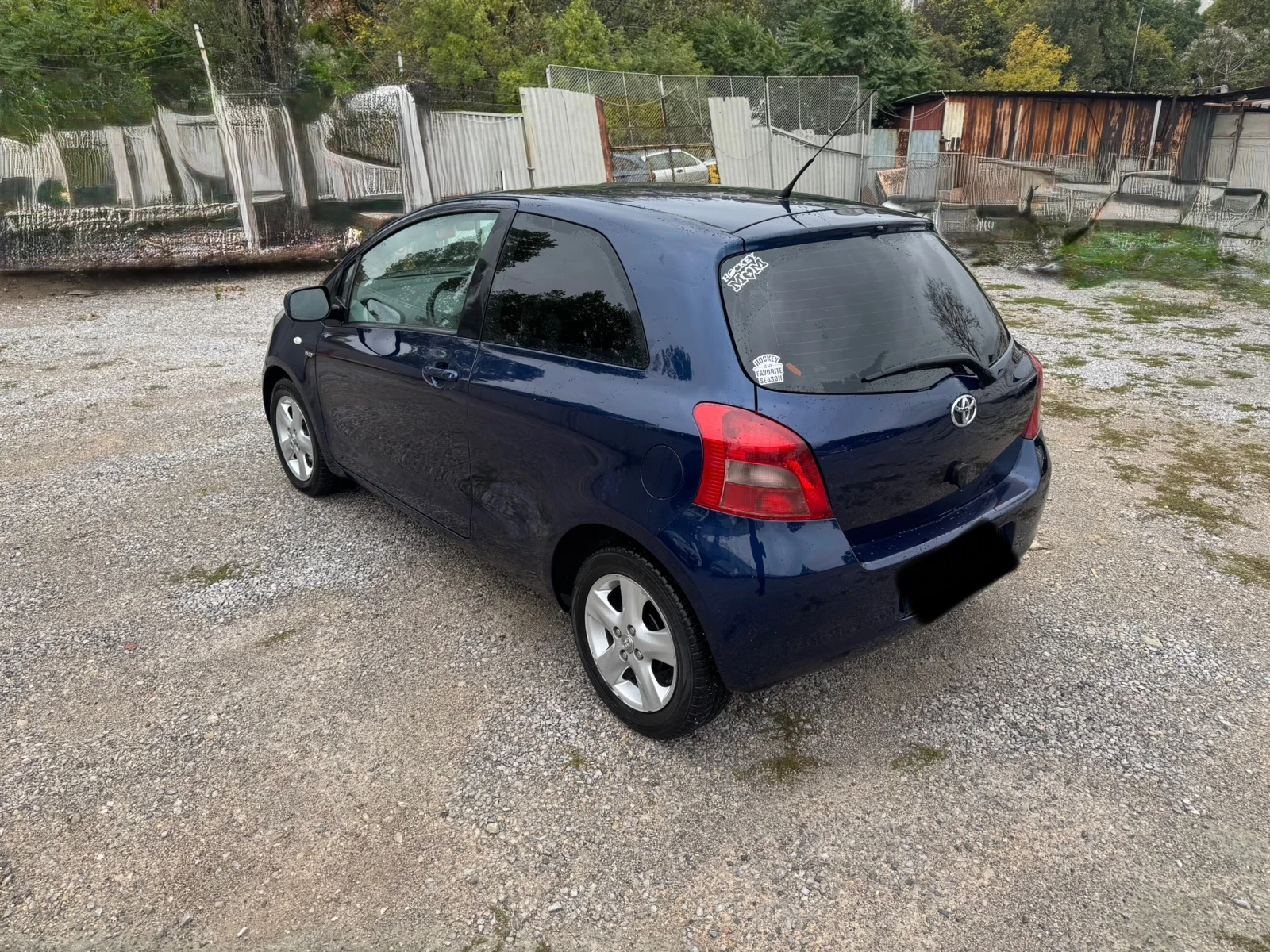 Toyota Yaris  - изображение 6
