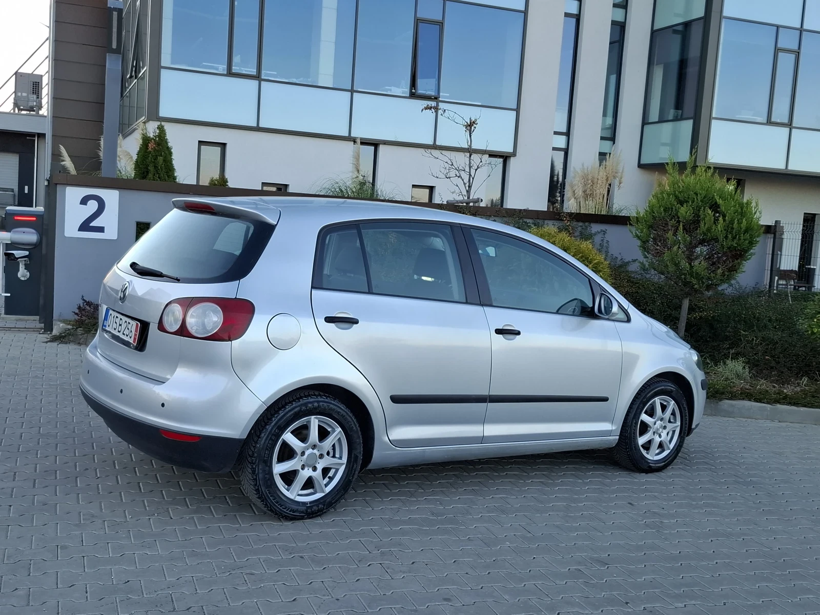 VW Golf Plus 1.4i* (75)* * HOB B*  | Mobile.bg   10