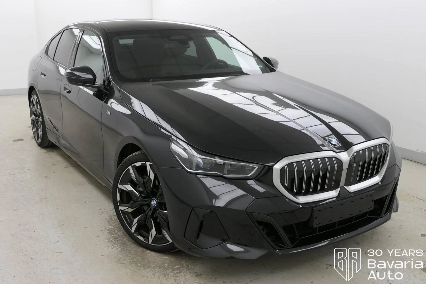 BMW 540 d xDrive M Sport Paket Steptronic - изображение 4