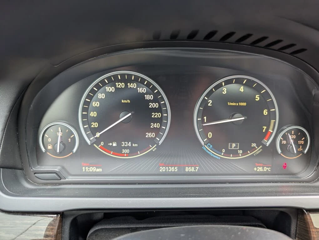 BMW 750 xDrive* АвтоКредит* (ЦЕНА ДО БГ) - изображение 8