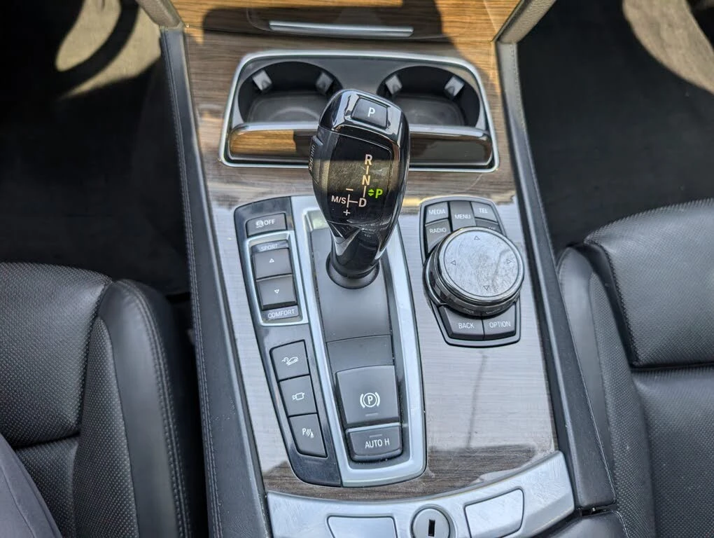 BMW 750 xDrive* АвтоКредит* (ЦЕНА ДО БГ) - изображение 9