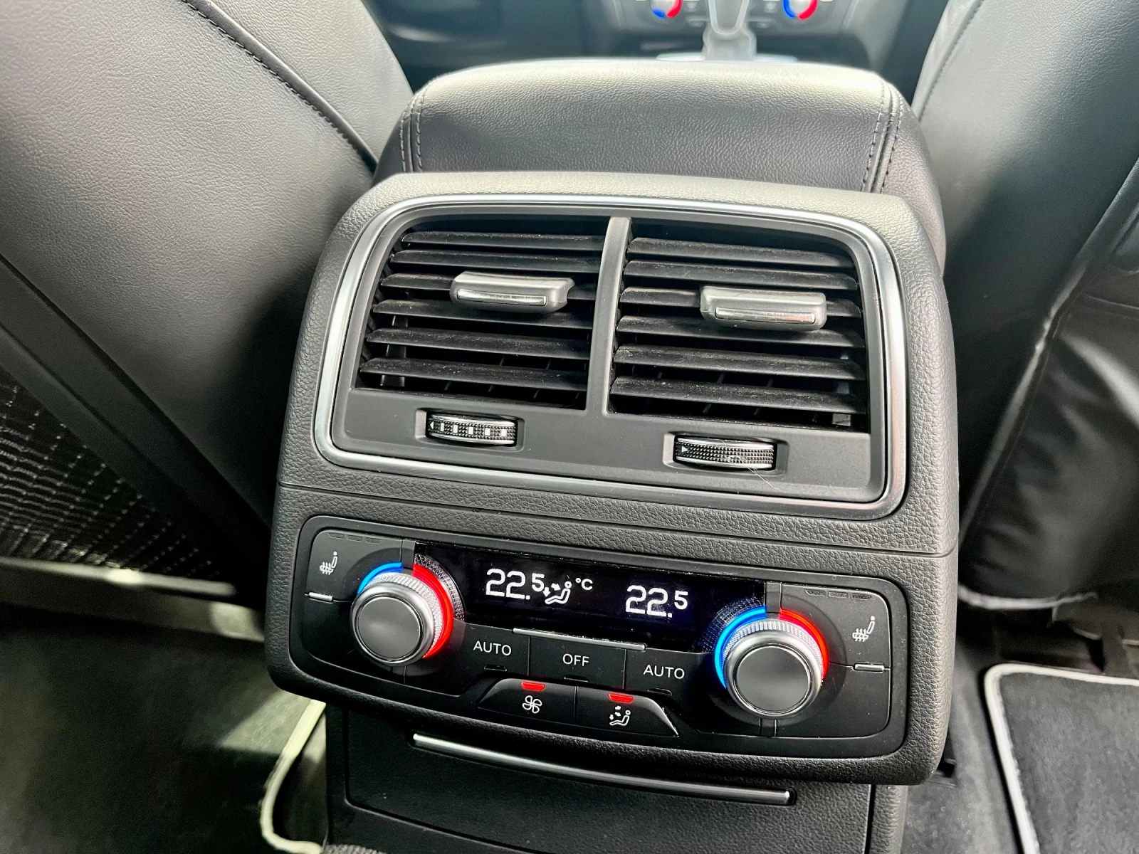 Audi A6 3.0TDI Facelift Matrix, снимка 14 - Автомобили и джипове - 54127328