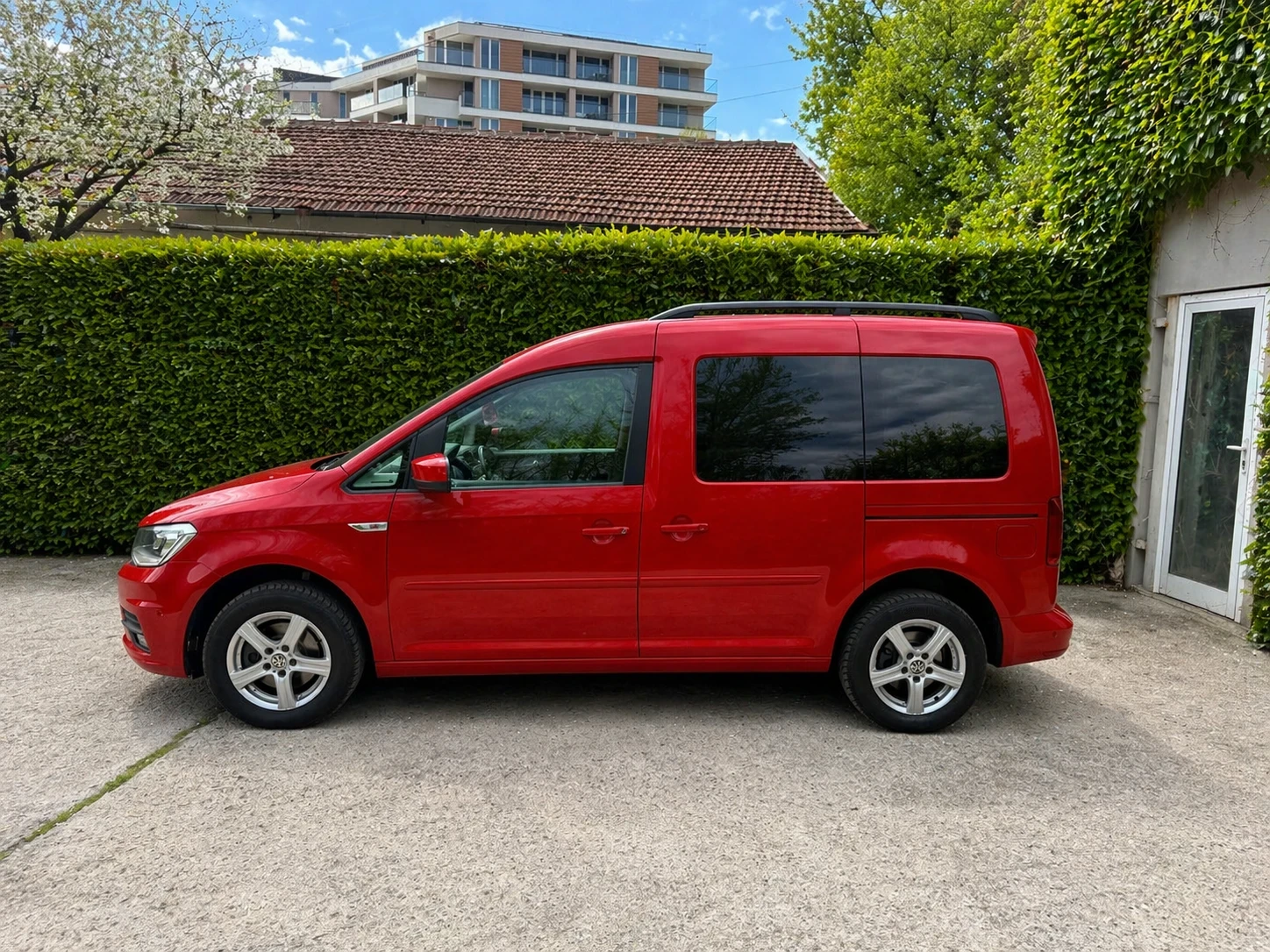 VW Caddy CNG DSG6, снимка 3 - Автомобили и джипове - 54304687