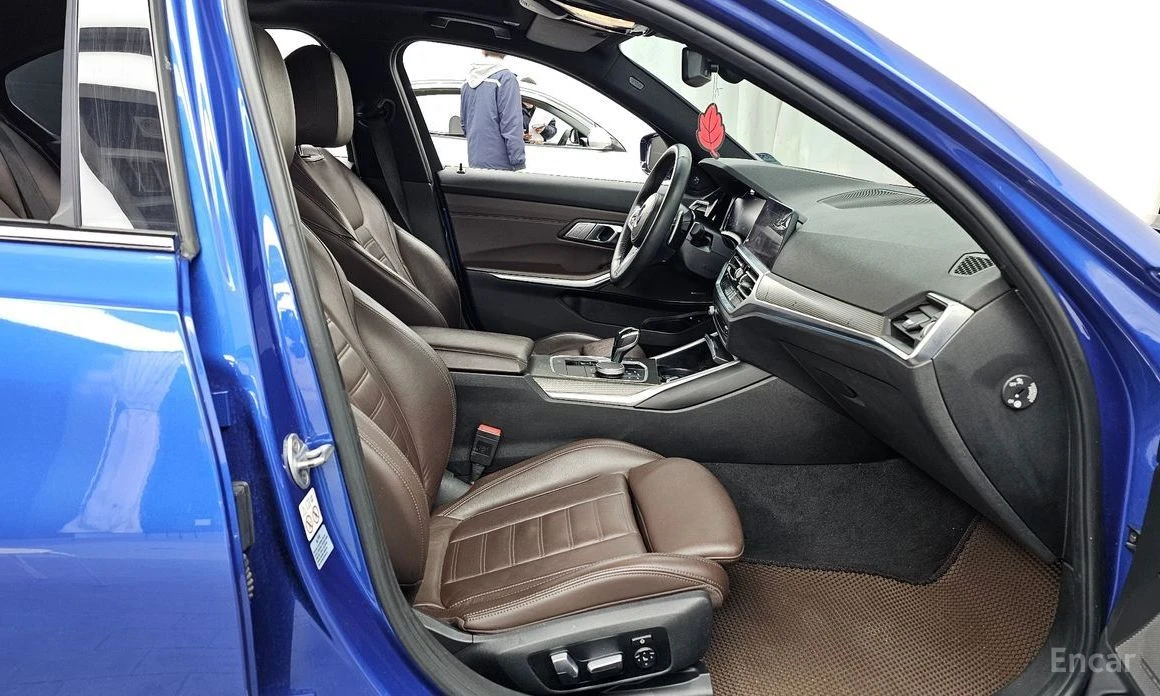 BMW 330, снимка 11 - Автомобили и джипове - 54333324