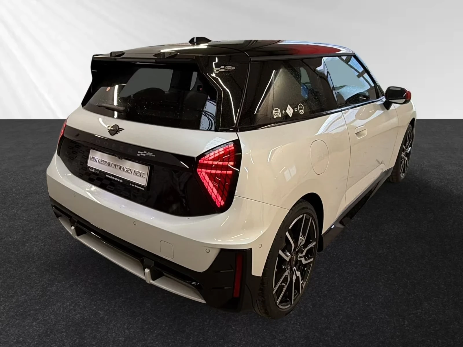 Mini Cooper SE 49 kWh John Cooper Works Trim L, снимка 4 - Автомобили и джипове - 54542576