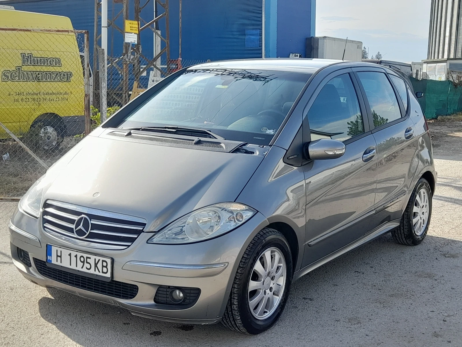 Mercedes-Benz A 180