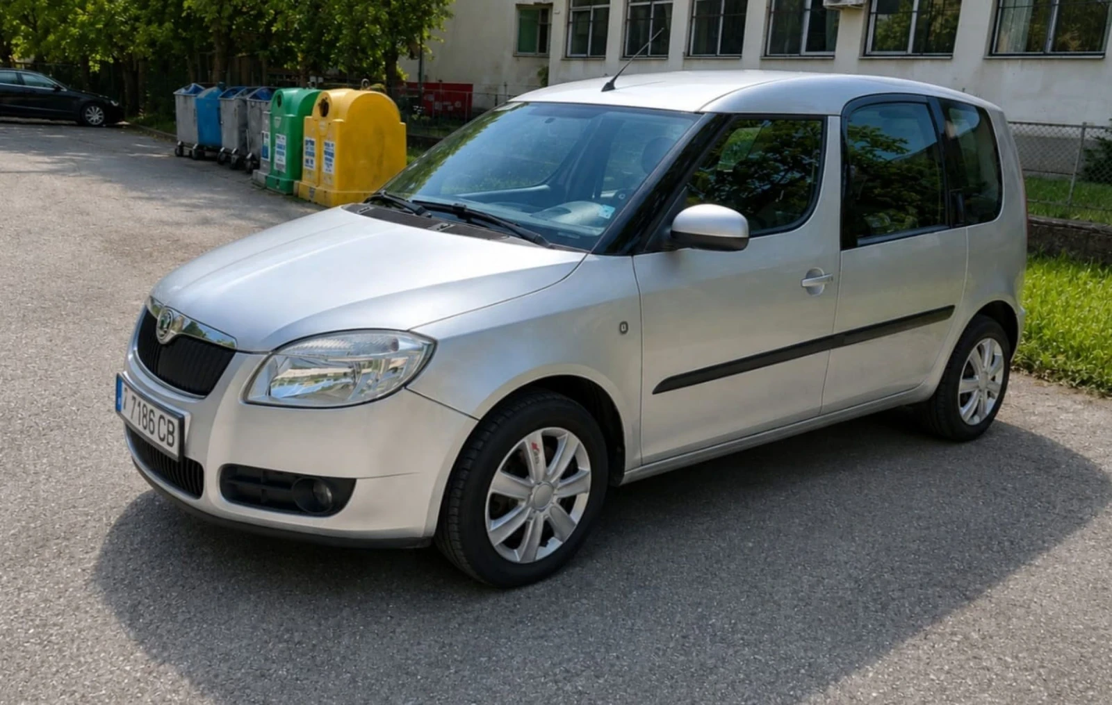 Skoda Roomster 1.6 16v Газ/Бензин , снимка 6 - Автомобили и джипове - 54814454