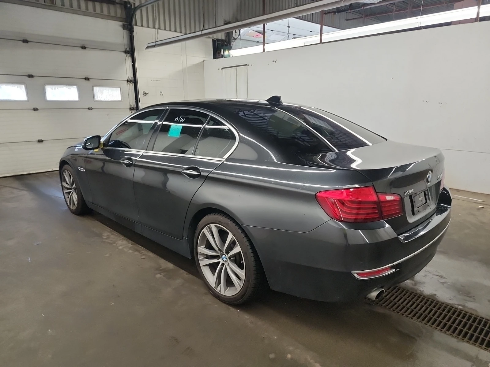 BMW 535 i xDrive | Navigation | Memory Seats | Sunroof, снимка 4 - Автомобили и джипове - 55007621